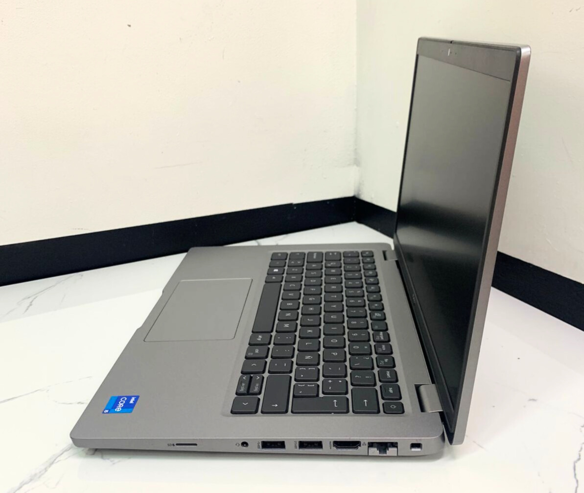 Dell Latitude 5420 Core i5 11ª Gen - Imagen 2