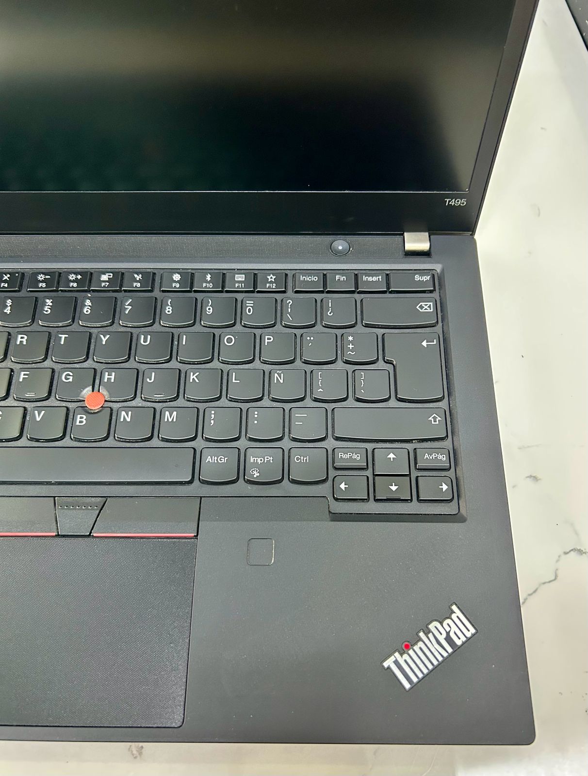 Lenovo ThinkPad T495 AMD Ryzen 7 PRO 3700U - Imagen 4