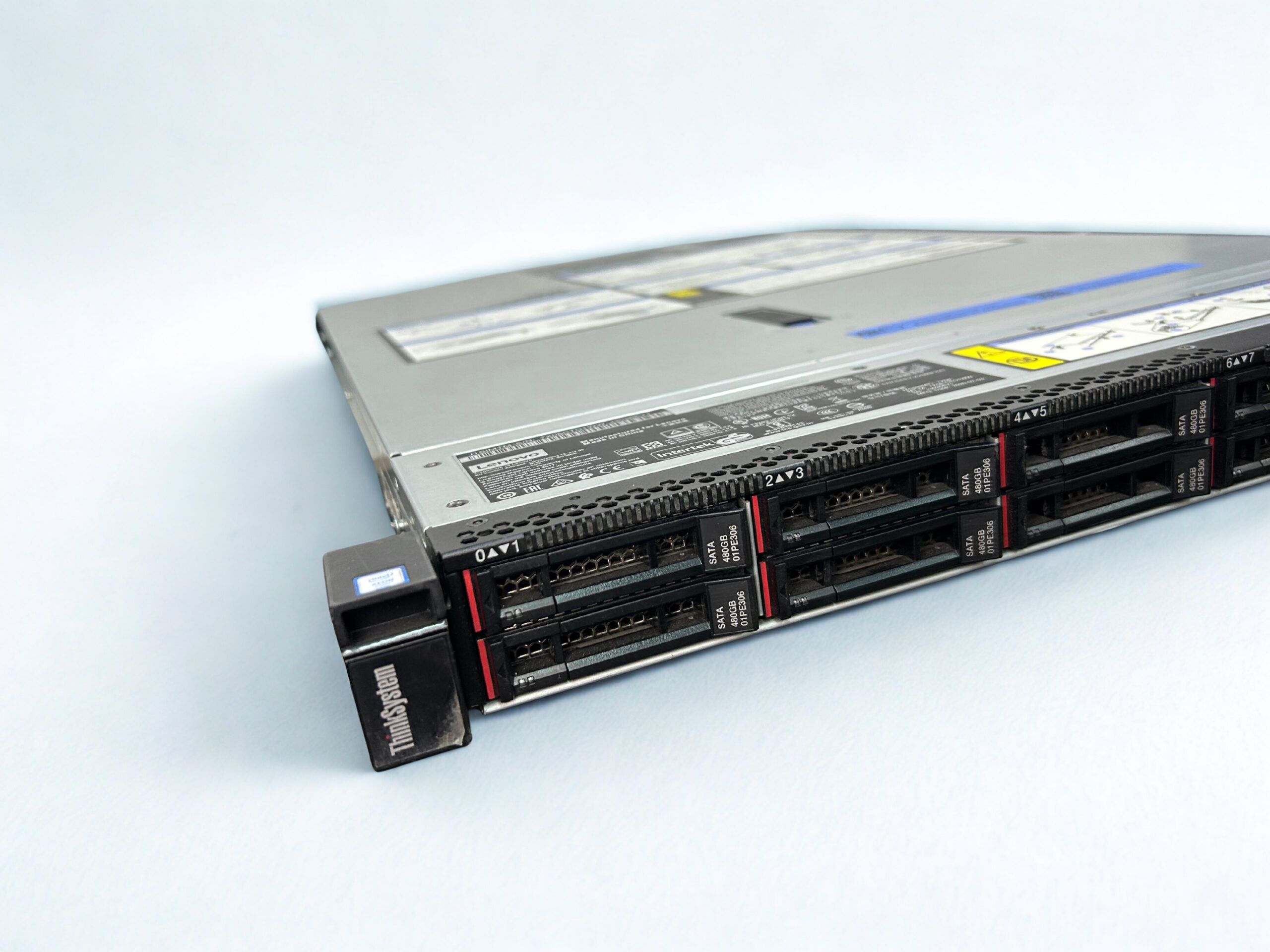 SERVIDOR RACK LENOVO SR530 XEON SILVER 4210 2.2 GHZ - Imagen 2