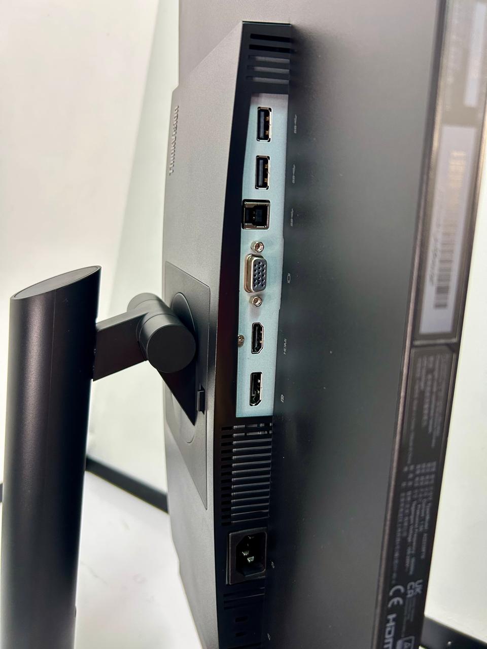 Monitor ThinkVision T24i-30 de 23.8" NUEVO - Imagen 5