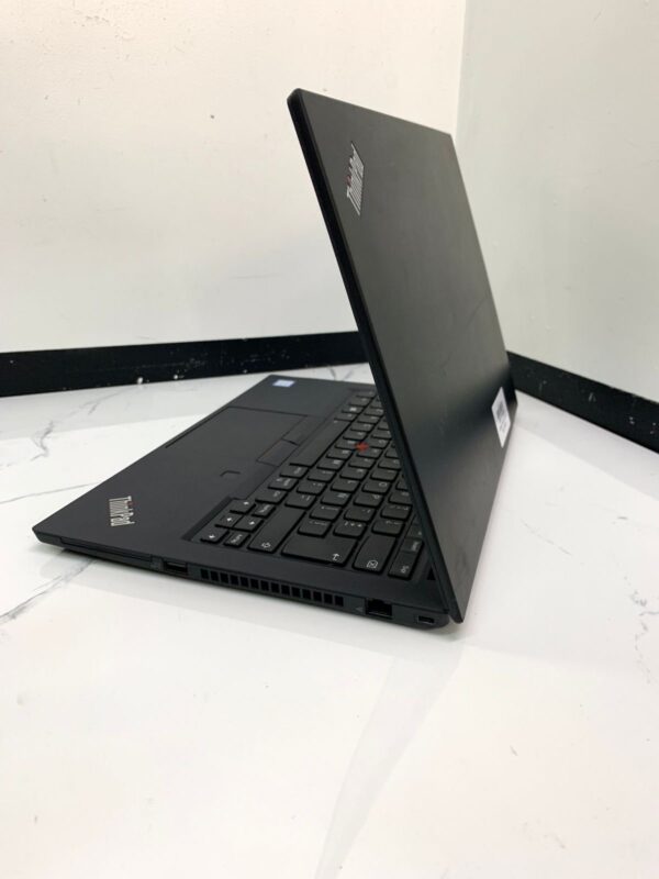 Lenovo Thinkpad T490 CoreI5 8va - Imagen 2