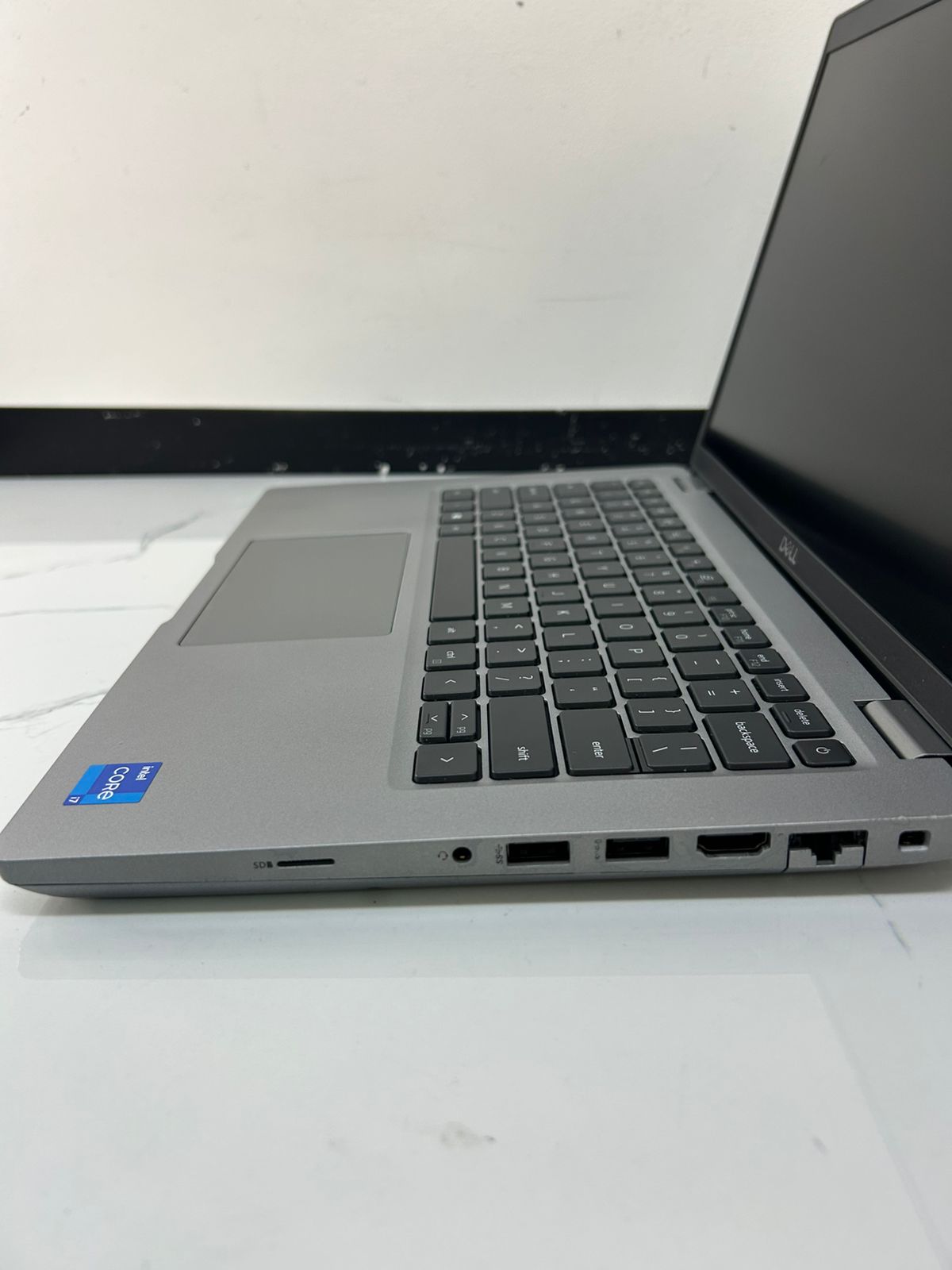 Dell Latitude 5421 Core i7 11ª Gen - Imagen 3