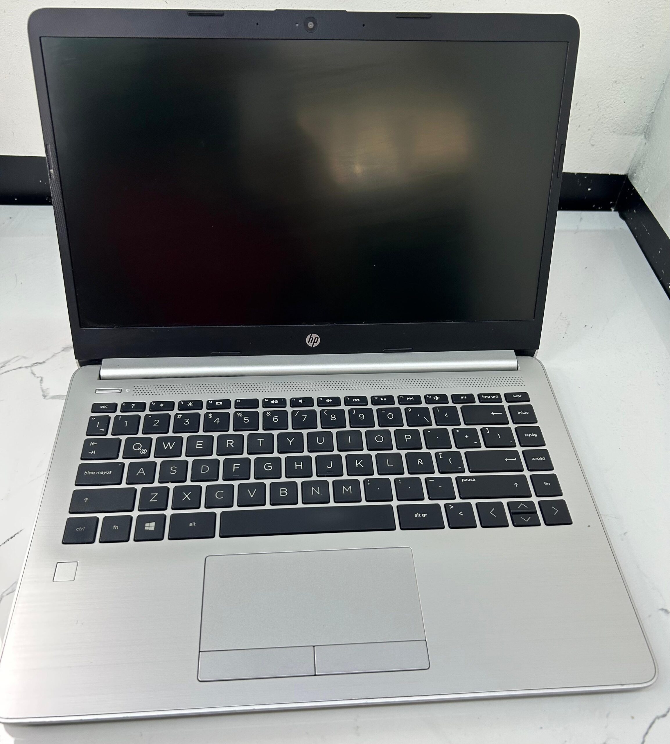 HP 348 G7 Core i5 10ª generación
